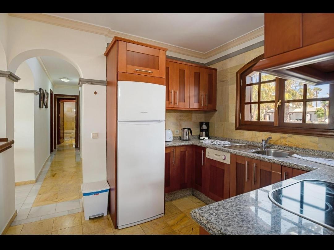 Villa Helen ปลายาบลังกา ภายนอก รูปภาพ